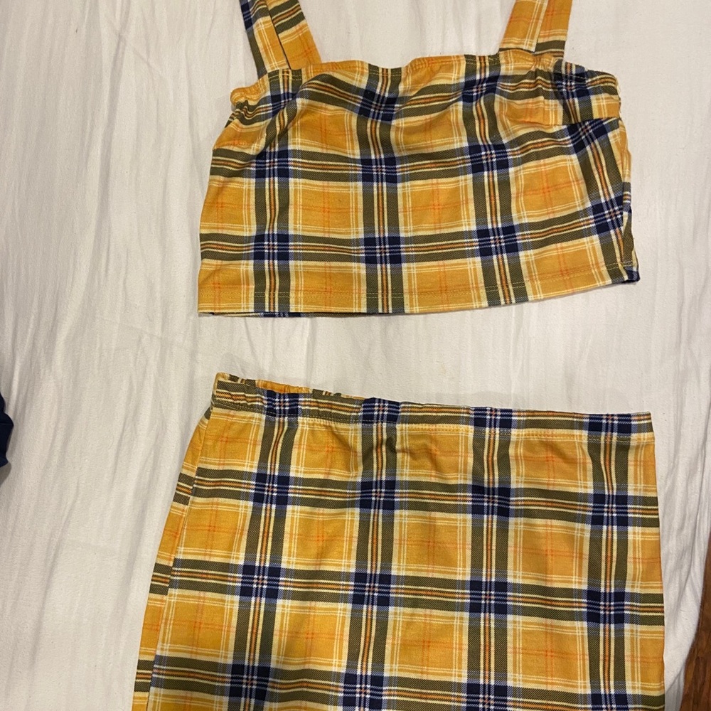 Plaid Print Crop Top & Skirt Set